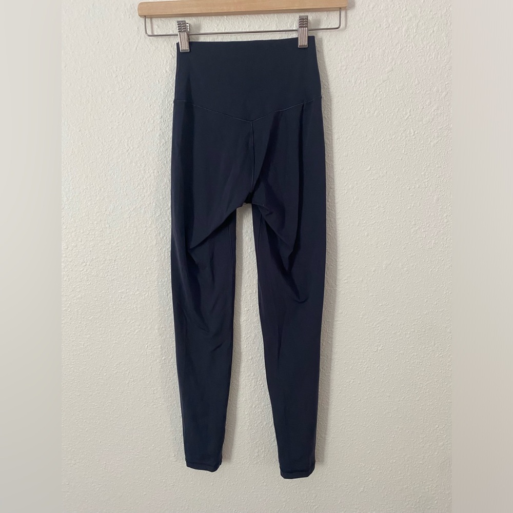 Aerie super soft high rise 7/8 leggings in navy blue size XS - Picture 2 of 4